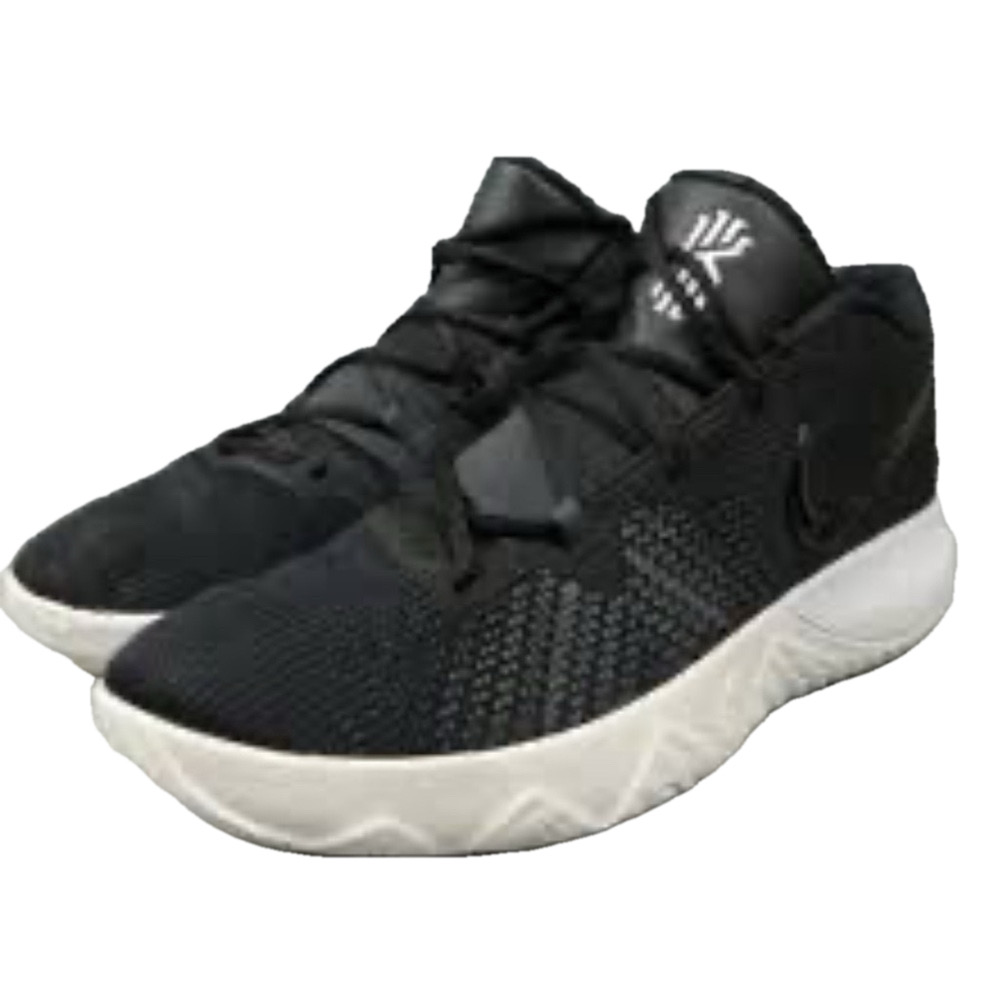 Nike Kyrie Flytrap Big Boy Youth 7 Black White Basketball Running Shoes Sneakers